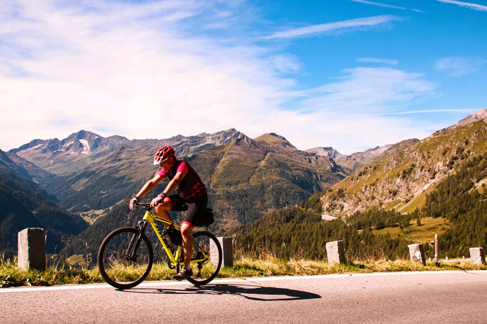 Canon EOS 750D (EOS Rebel T6i / EOS Kiss X8i) sample photo. Bicycle, bike, cyclist photography