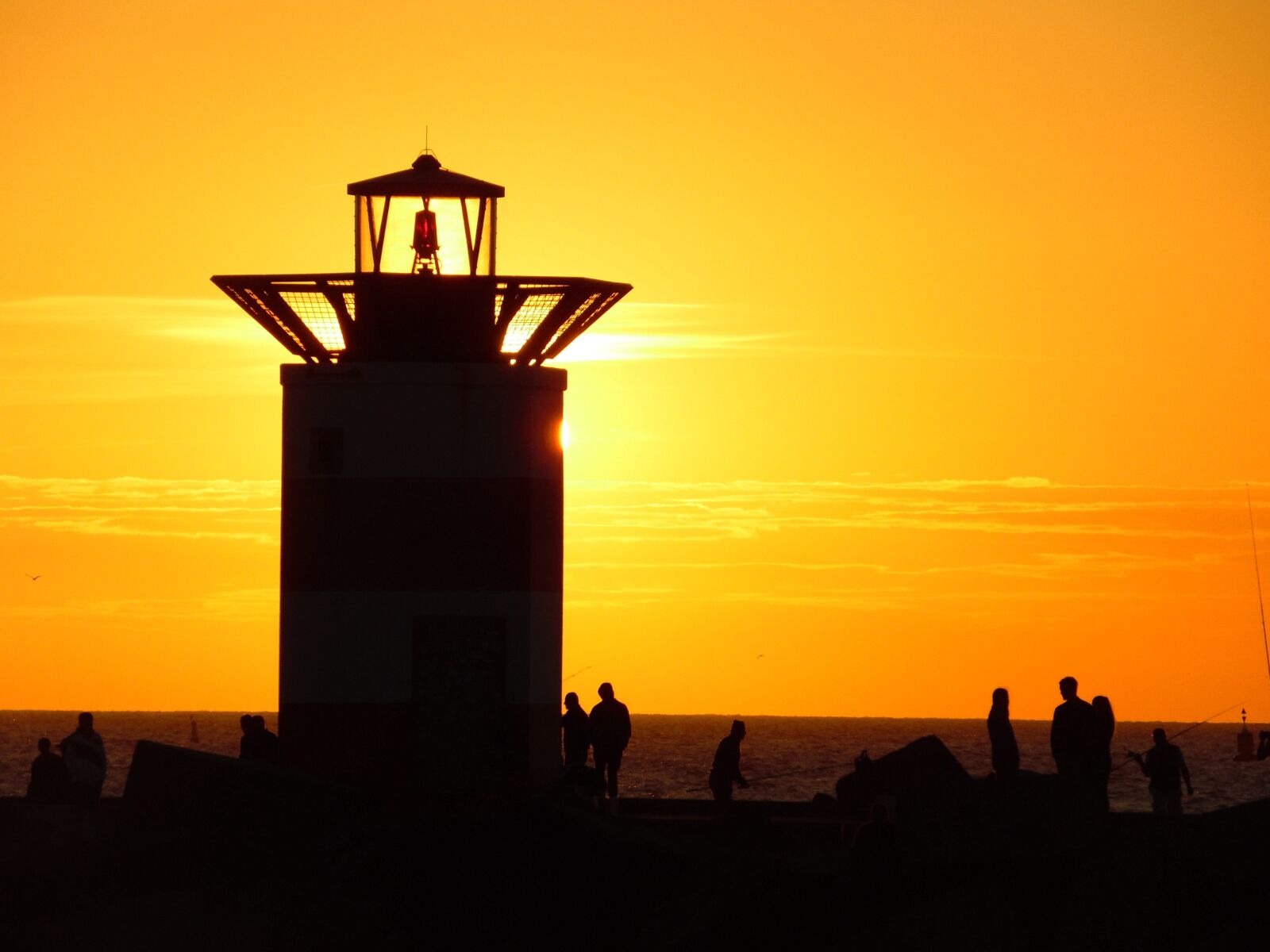 Samsung WB1100F/WB1101F/WB1102F sample photo. Piers, scheveningen, sunset photography