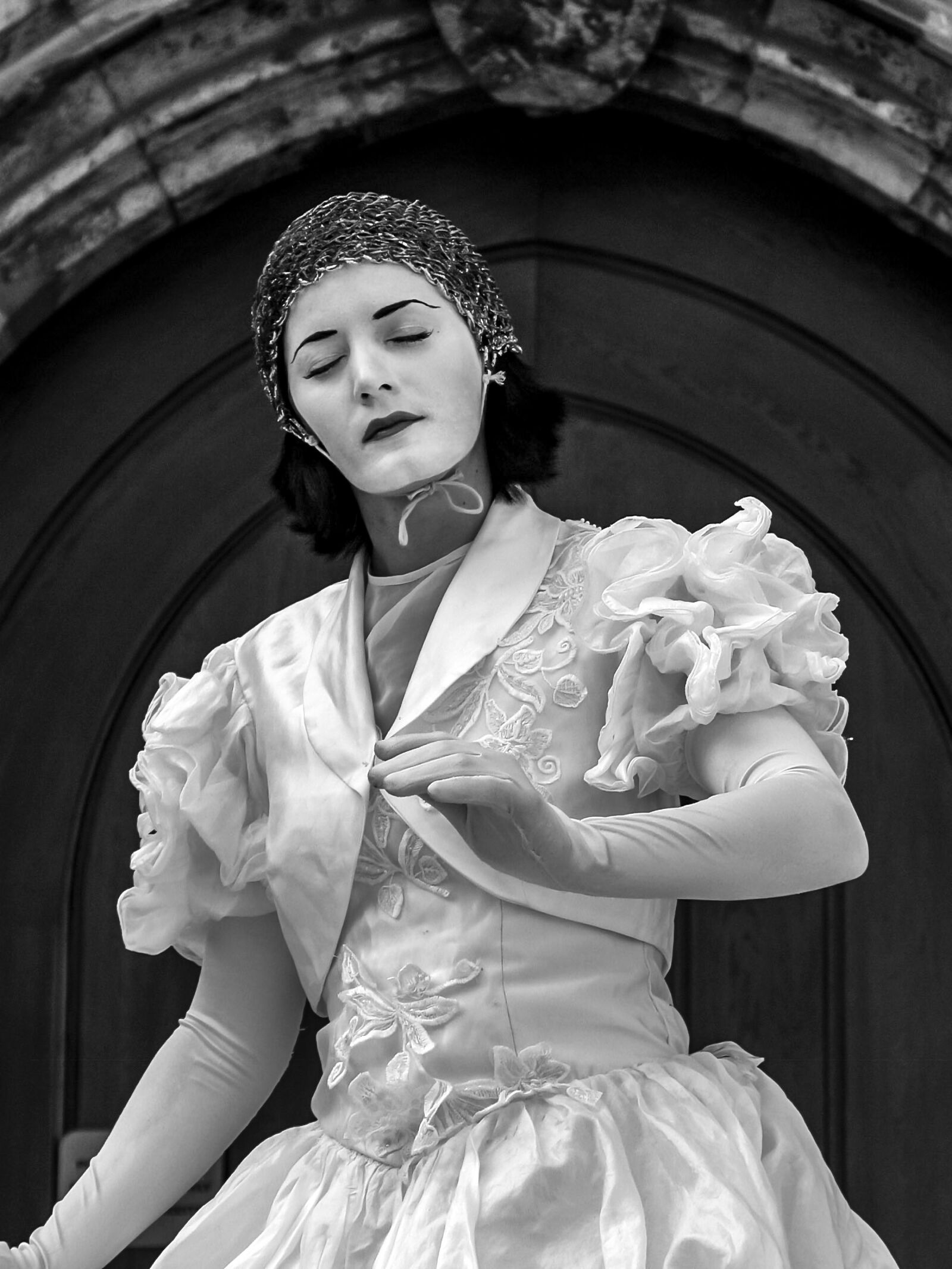 Nikon E5700 sample photo. Mime, pantomime, hulki okan photography