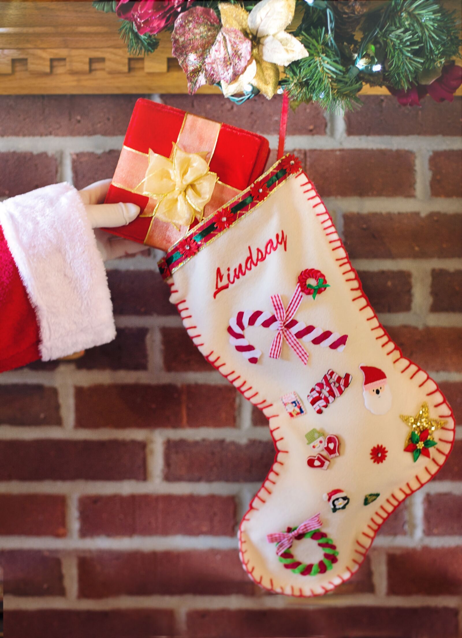Canon EF 50mm F1.4 USM sample photo. Santa's arm, christmas stocking photography