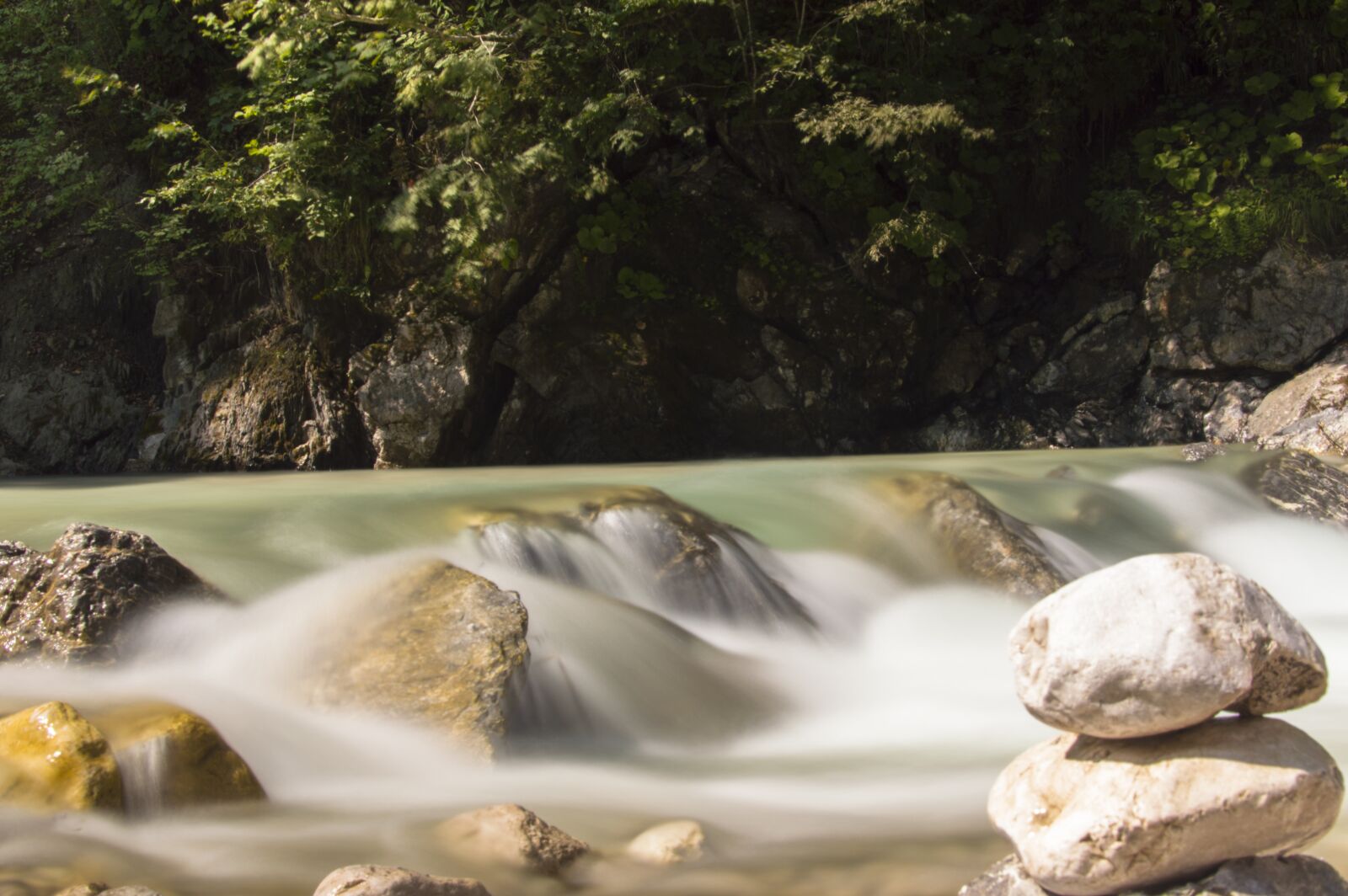 Nikon D3200 sample photo. Rock, pebble, stones photography