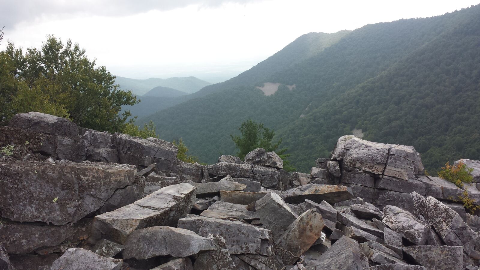 Samsung Galaxy S4 sample photo. Mountains, overlook, nature photography