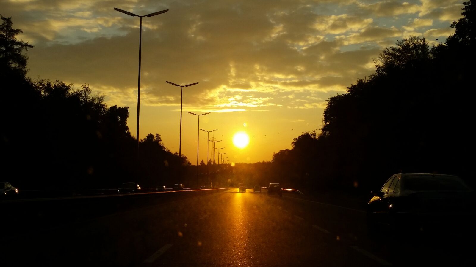 Samsung Galaxy S5 sample photo. Sun, clouds, evening photography
