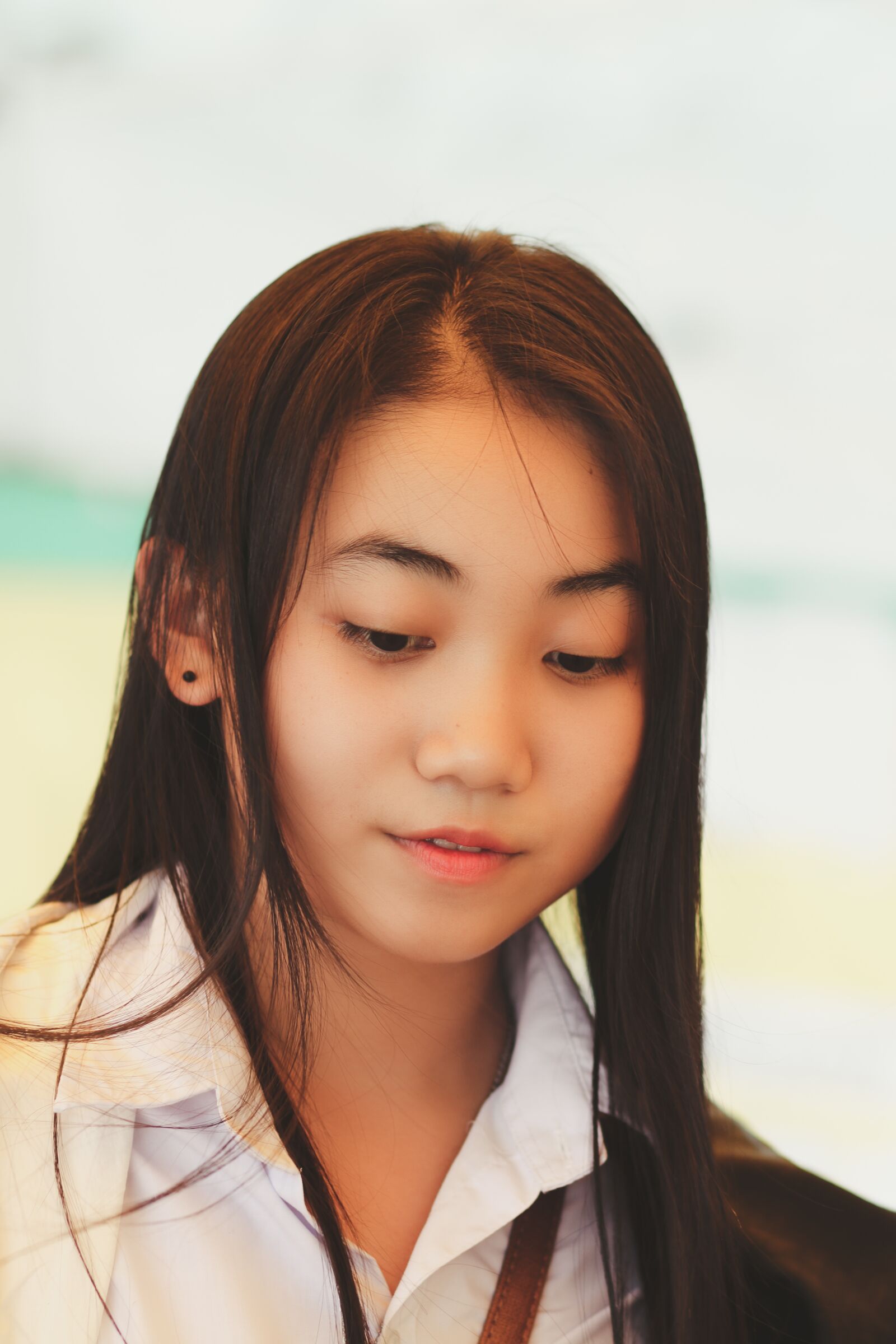 Canon EOS 80D + Canon EF 85mm F1.8 USM sample photo. Portrait, students, teen photography