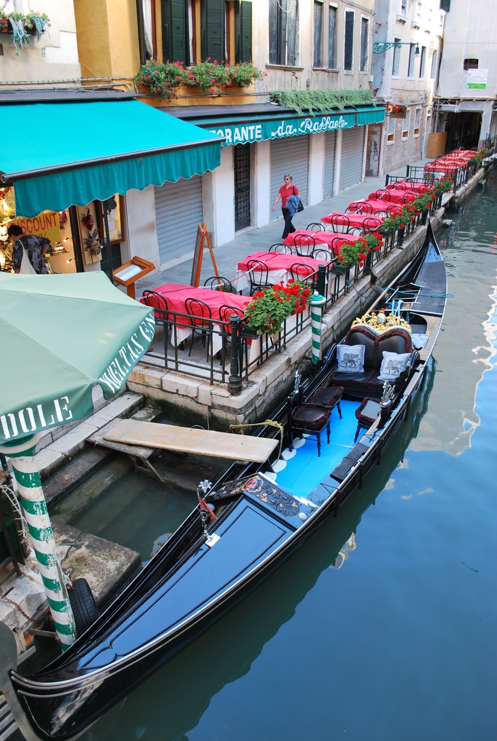 Nikon D60 sample photo. Venice, gondola, channel photography