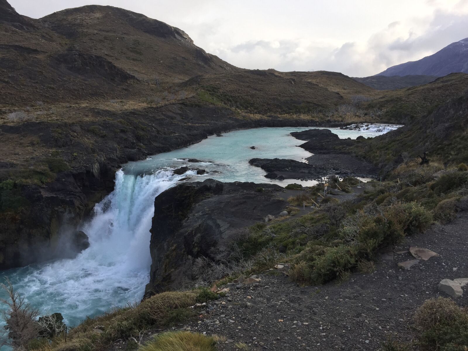 Apple iPhone 6 sample photo. Waterfall, water, chile photography