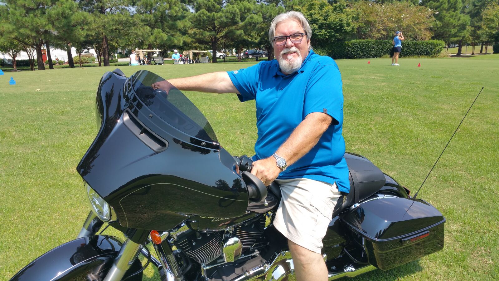 Samsung Galaxy Note4 sample photo. Old man, motorcycle, harley photography