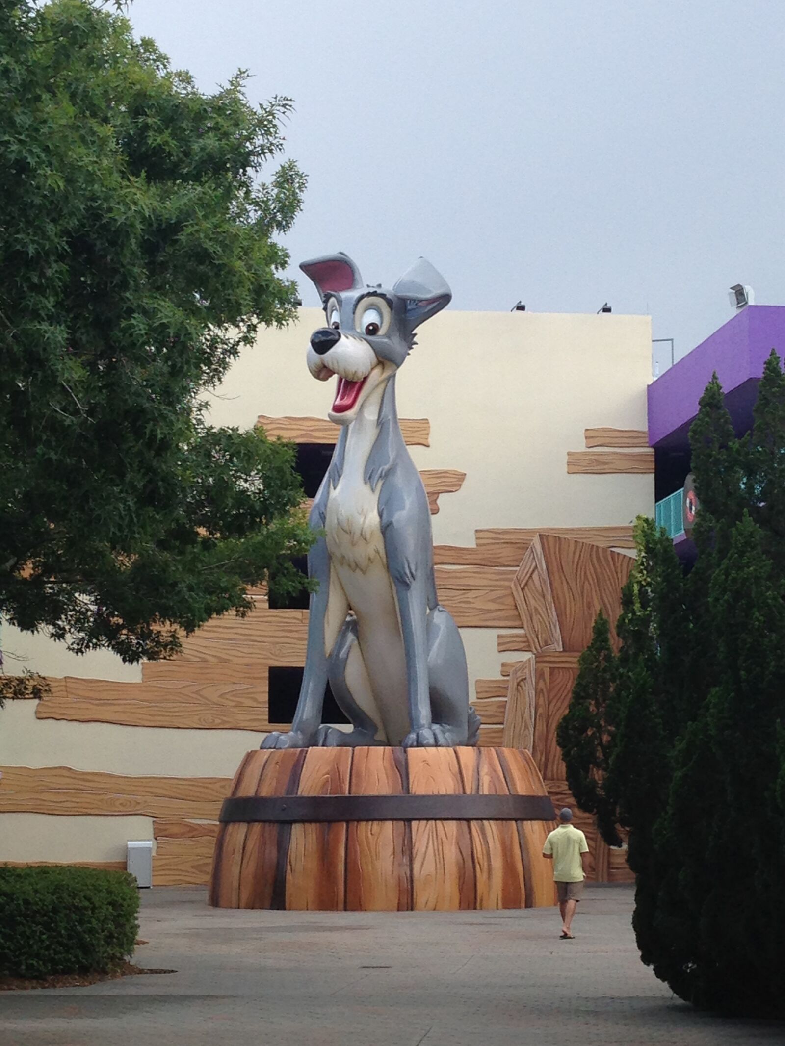 iPhone 5 back camera 4.12mm f/2.4 sample photo. Dog, disney, tramp photography