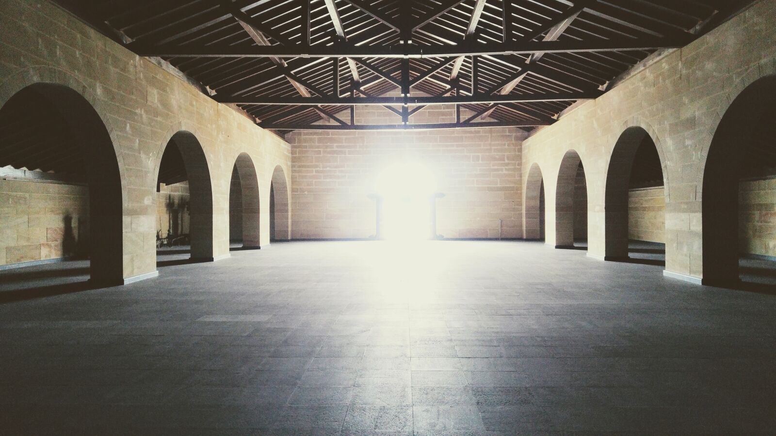 LG G4 sample photo. Spain, rioja, architecture photography