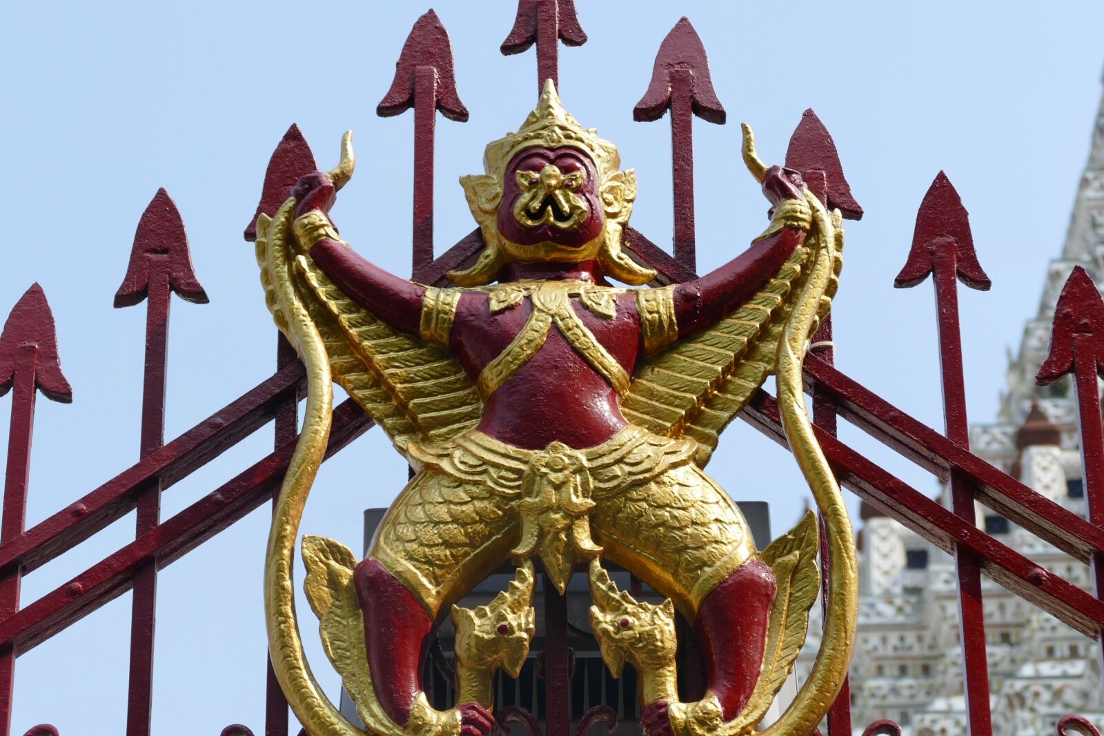 Panasonic Lumix DMC-FZ1000 sample photo. Wat arun, bangkok, thailand photography