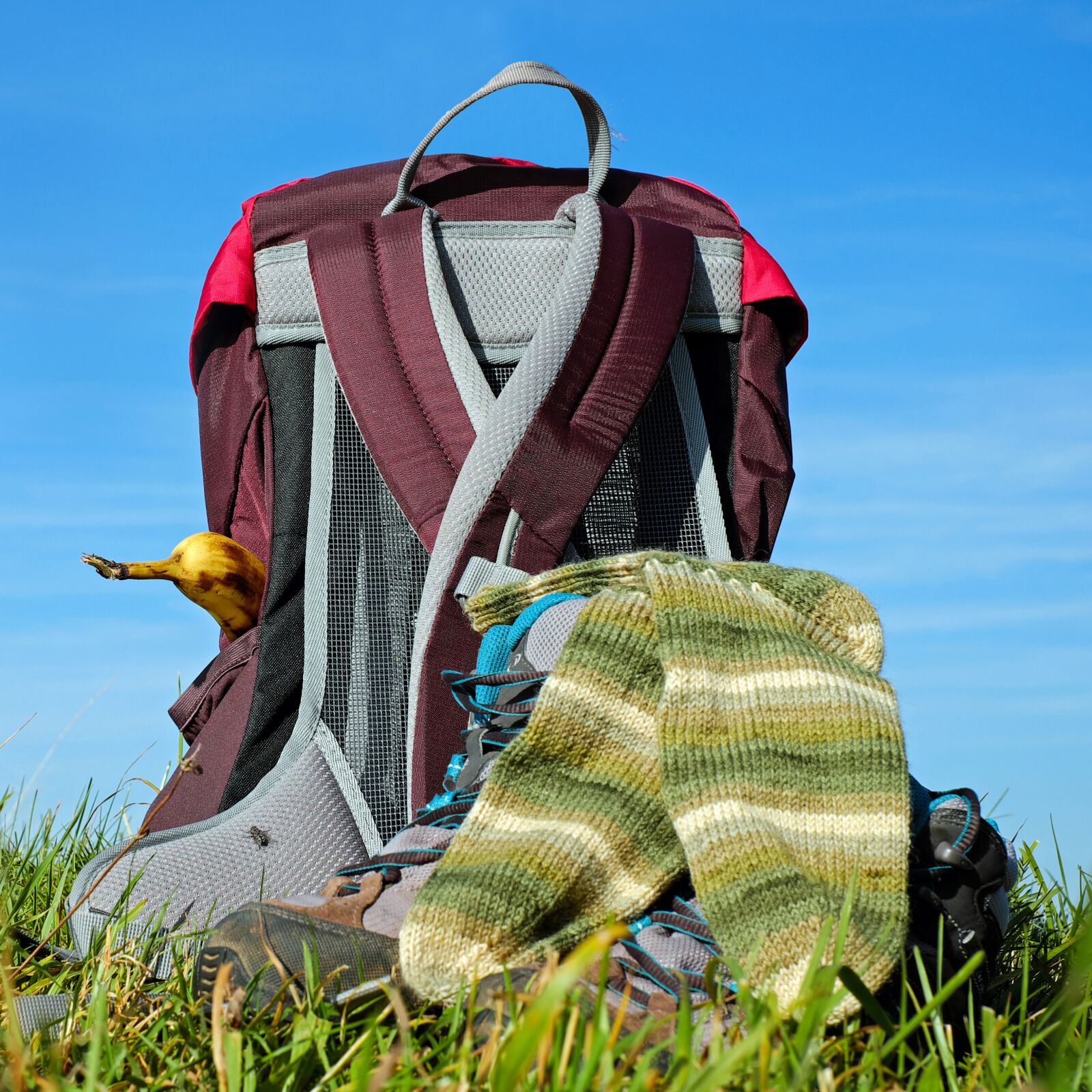 Fujifilm X-T10 + Fujifilm XF 35mm F1.4 R sample photo. Backpack, hiking shoes, socks photography