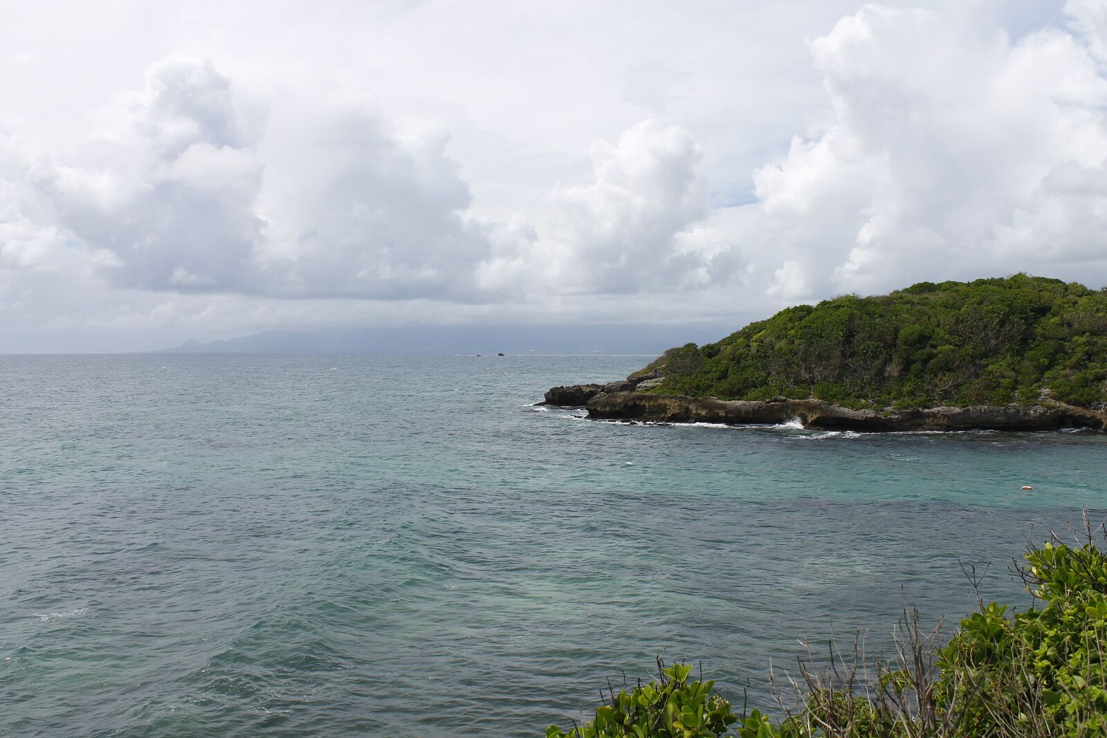 Canon EOS 1100D (EOS Rebel T3 / EOS Kiss X50) sample photo. Beach, plage, island photography
