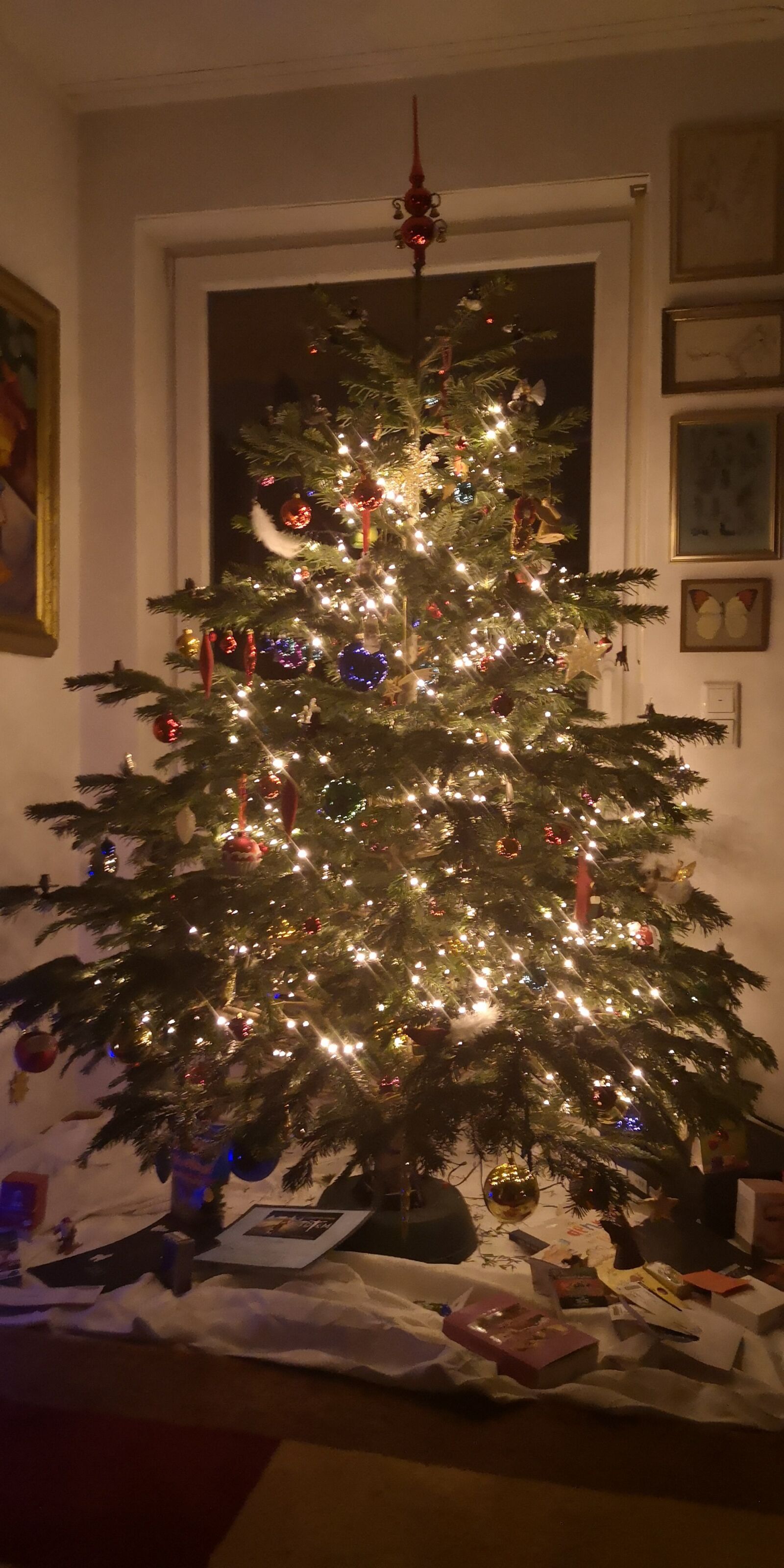 HUAWEI P20 sample photo. Christmas tree, christmas, christmas photography