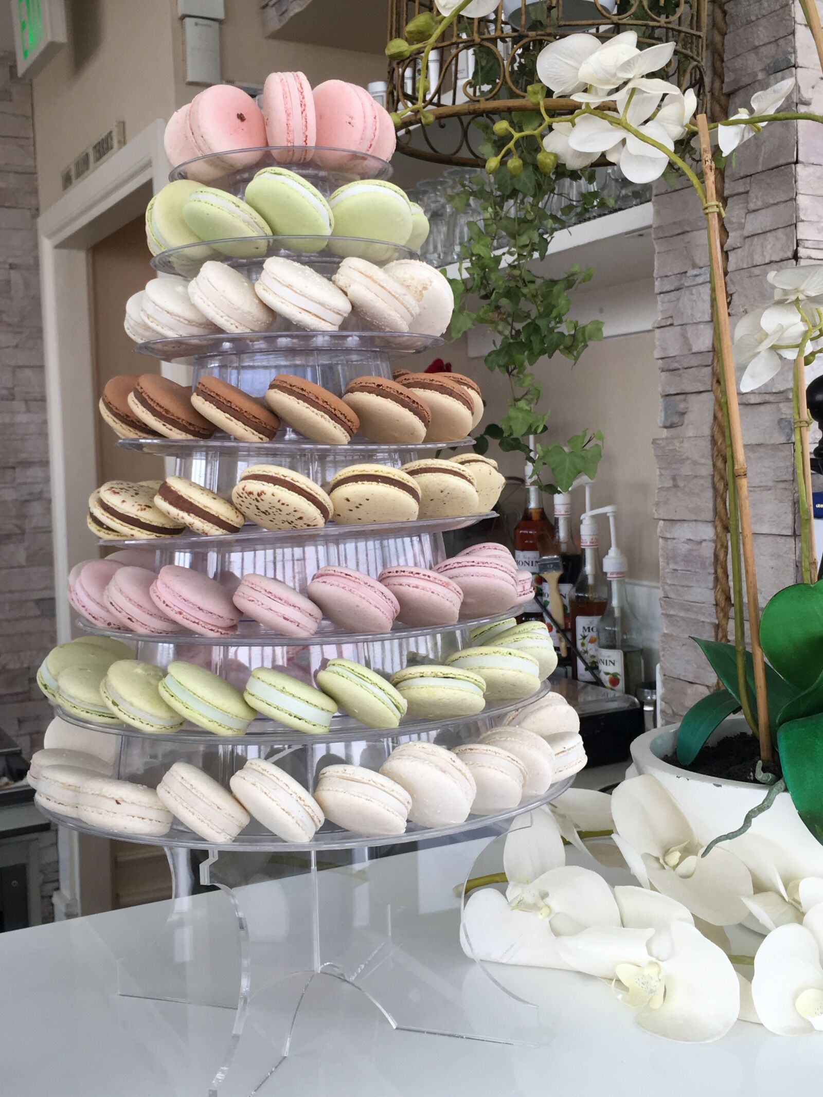 iPhone 6s Plus back camera 4.15mm f/2.2 sample photo. Macaroons, meringue, hamptonscafedubai photography