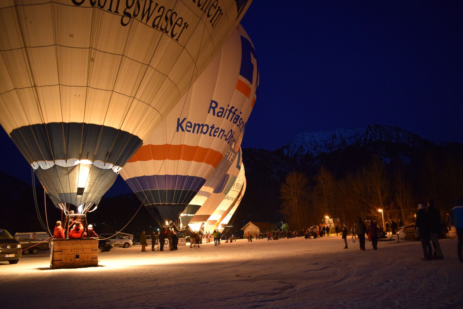 Nikon D5300 sample photo. Balloon, transport system, human photography
