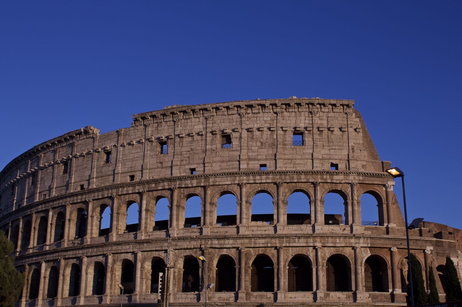 Canon EF 28mm F1.8 USM sample photo. Colosseum, rome, italy photography