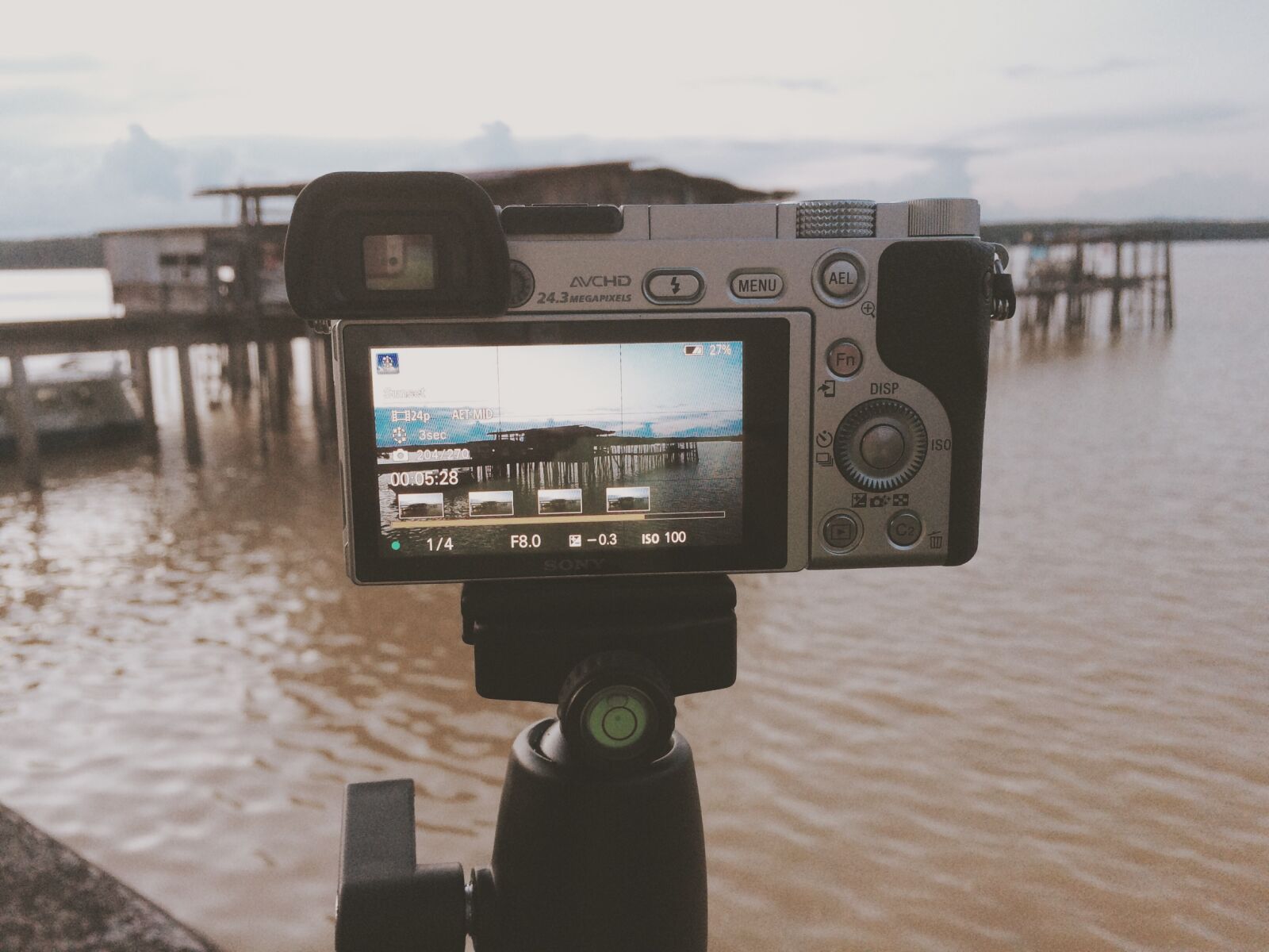 iPhone 5s back camera 4.15mm f/2.2 sample photo. Timelapsse photography