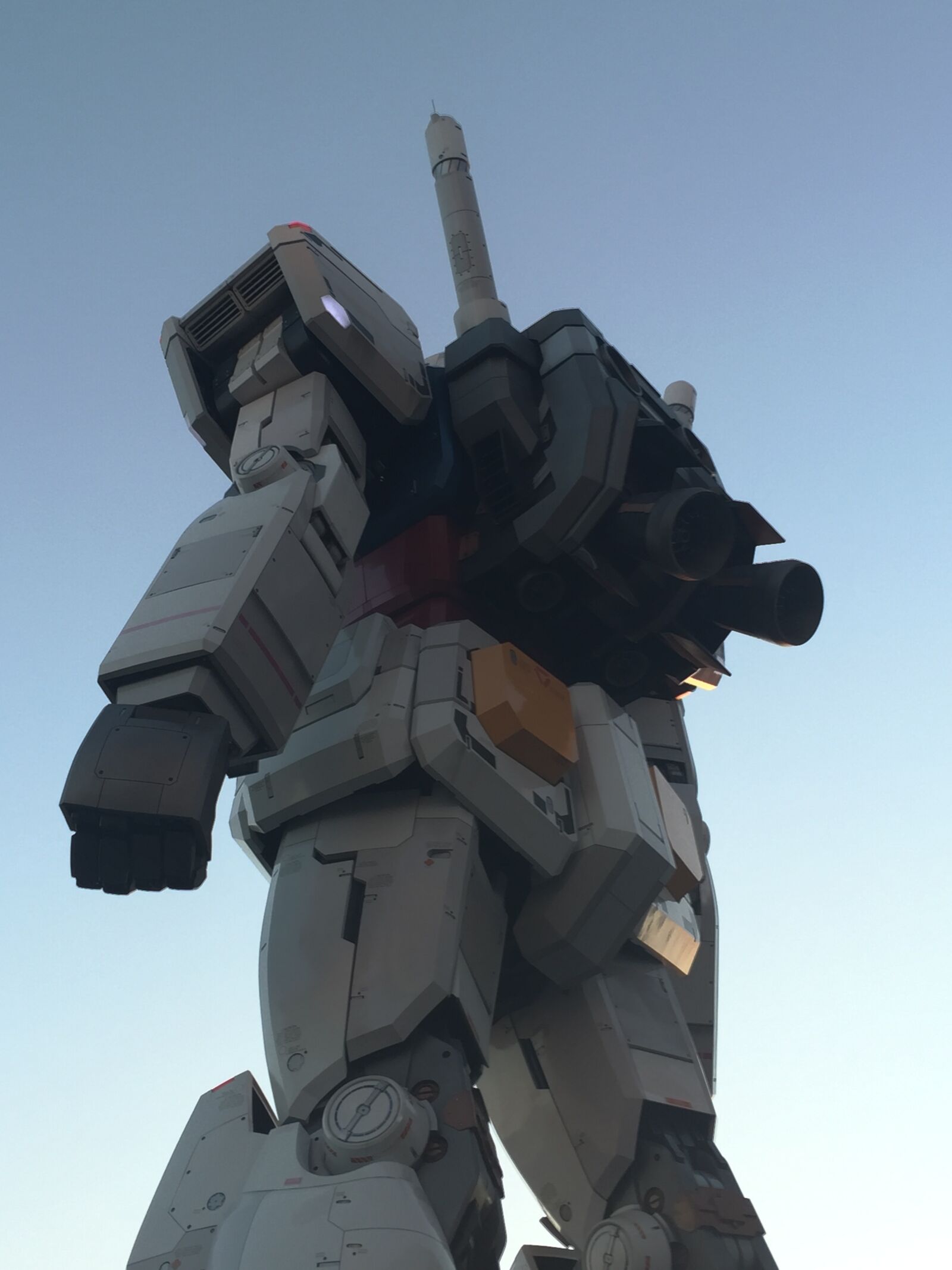 iPhone 6 back camera 4.15mm f/2.2 sample photo. Diver, city, gundam, japan photography