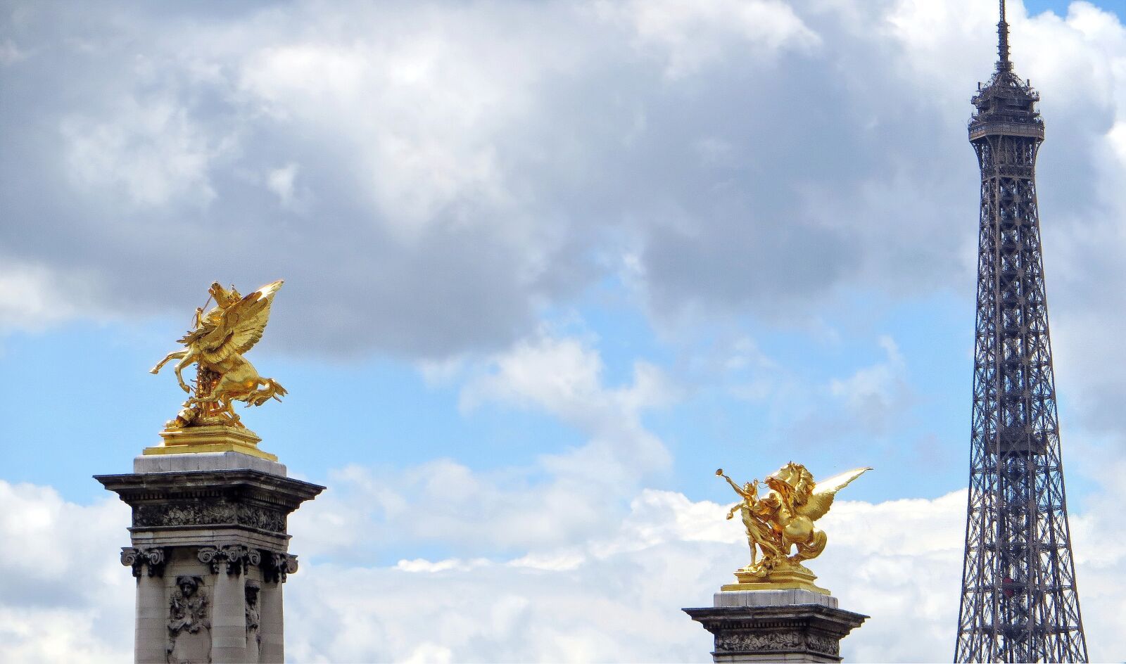 Canon PowerShot SX270 HS sample photo. Paris, eiffel tower, pegasus photography