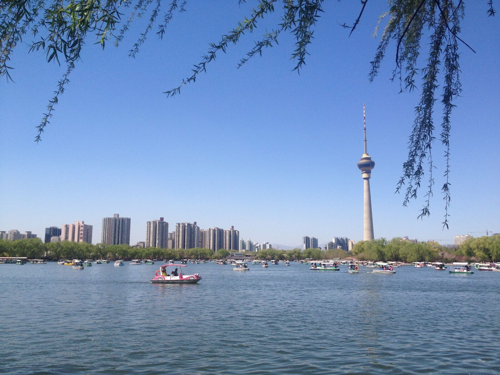 iPhone 4S back camera 4.28mm f/2.4 sample photo. Beijing, the scenery, beautiful photography