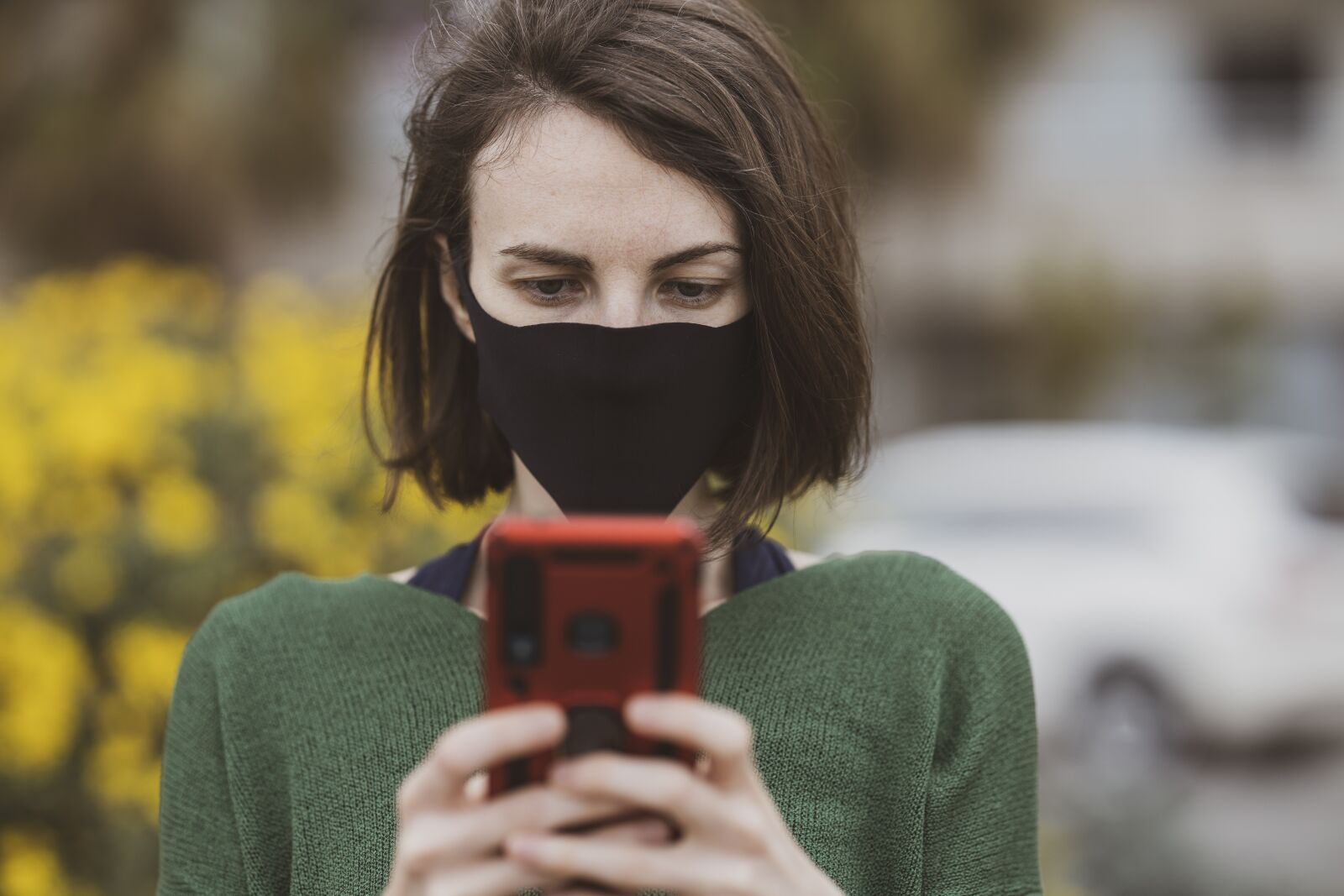 Canon EOS R + Canon RF 85mm F1.2L USM sample photo. Mask, coronavirus, quarantine photography