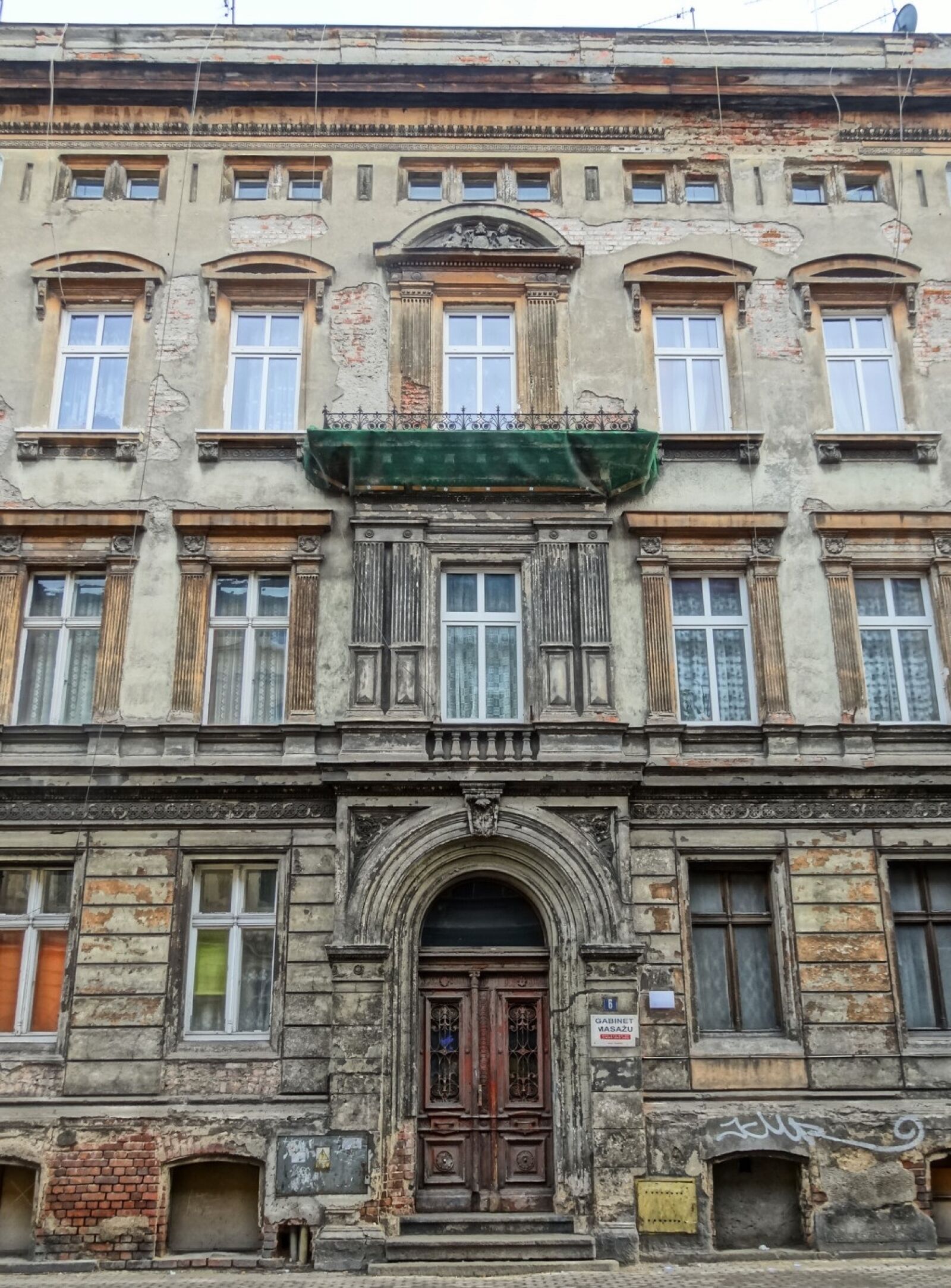 Sony Cyber-shot DSC-HX20V sample photo. Bydgoszcz, building, facade photography