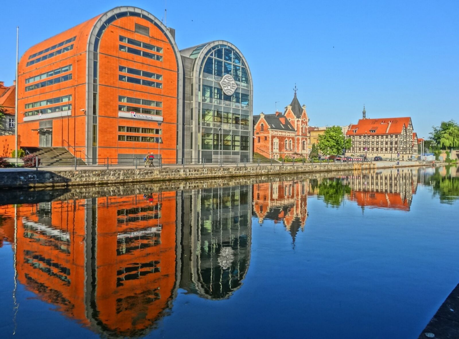 Sony Cyber-shot DSC-HX20V sample photo. Bydgoszcz, waterfront, river photography