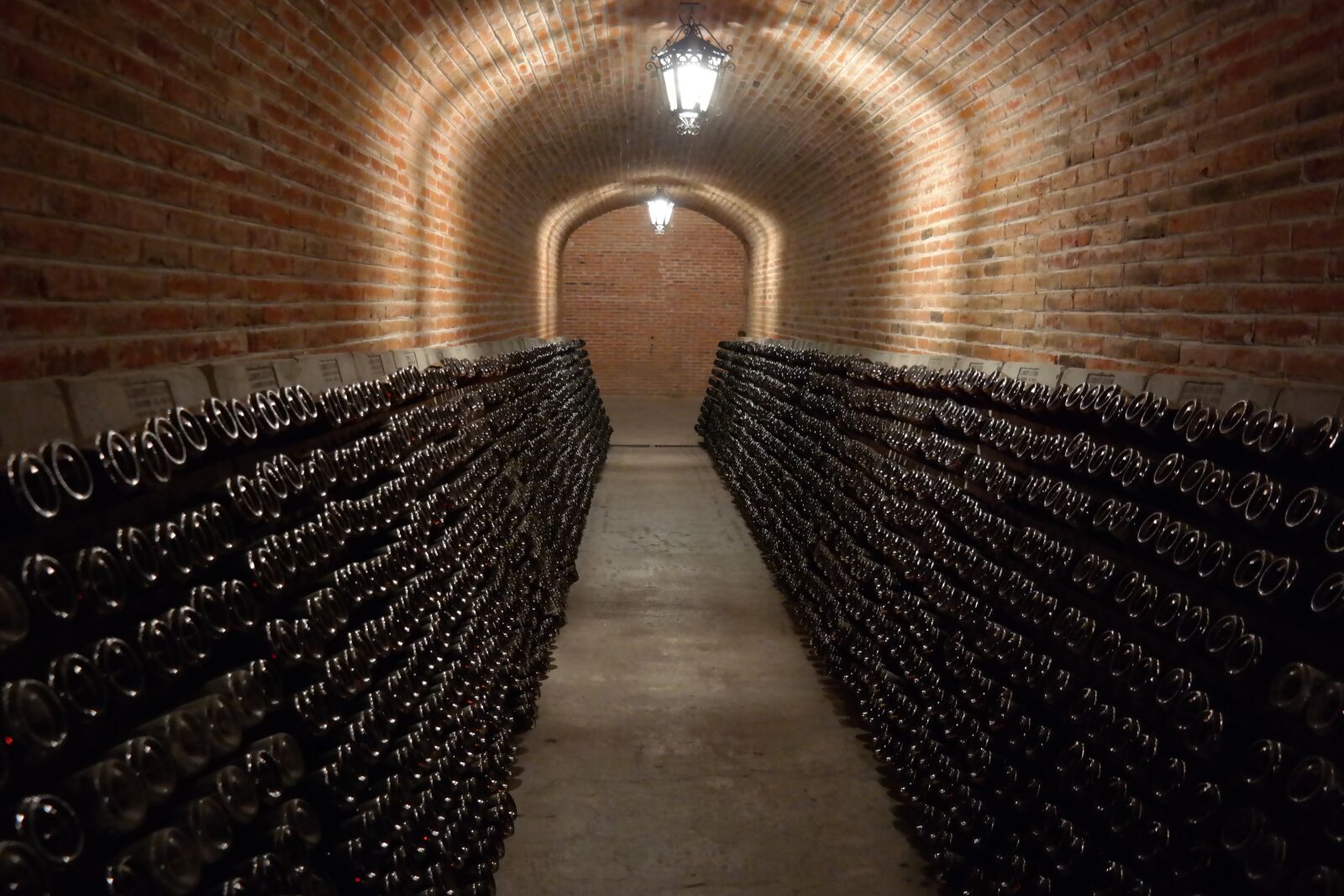 Samsung NX300M sample photo. Building, wine, winery photography
