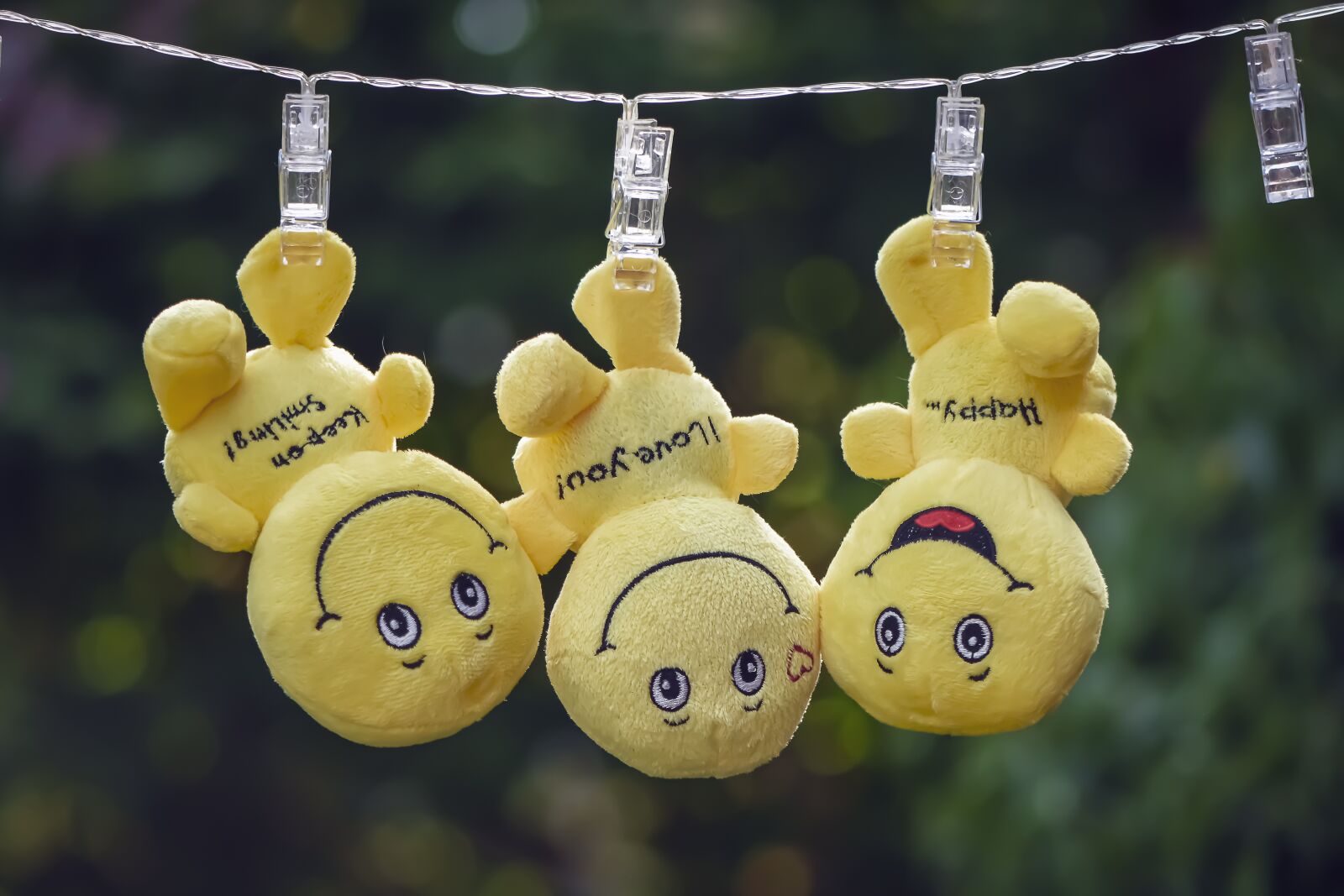 Nikon D7200 sample photo. Smilies, plush, yellow photography