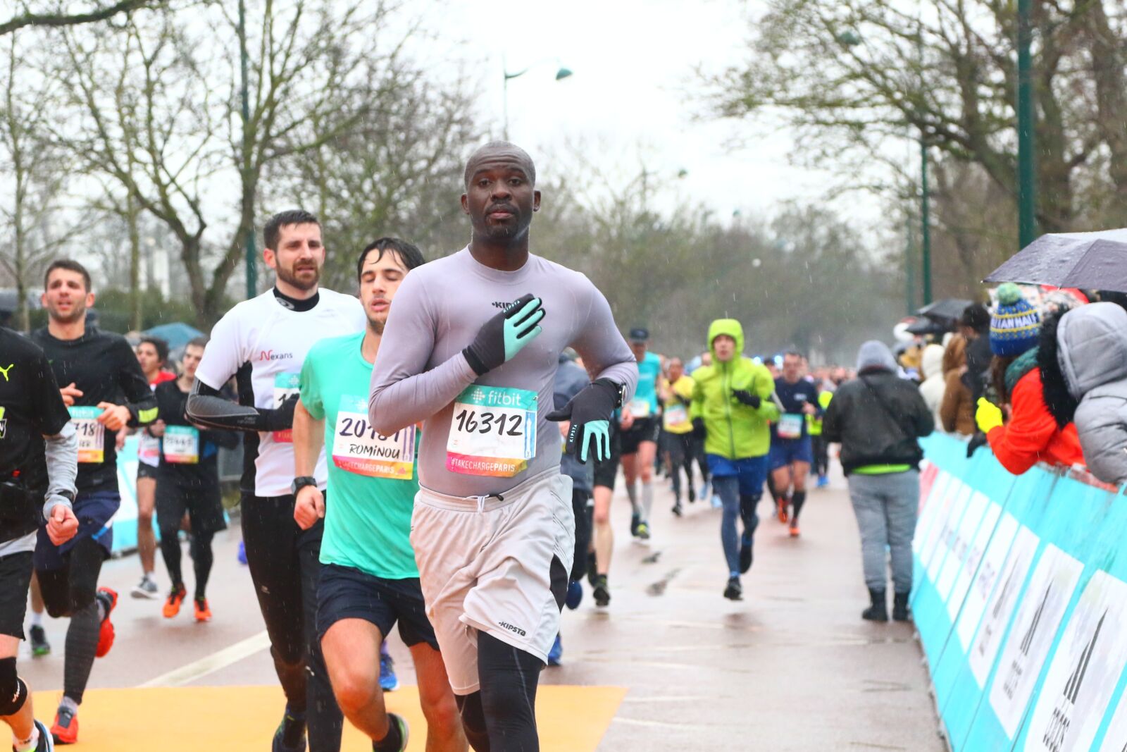 Canon EOS 7D Mark II sample photo. Marathon, people, race photography