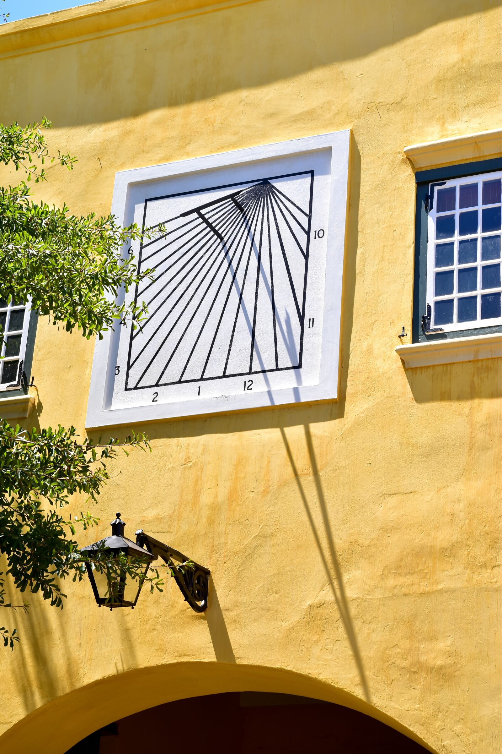 Nikon D5500 sample photo. Vertical sun dial, the photography