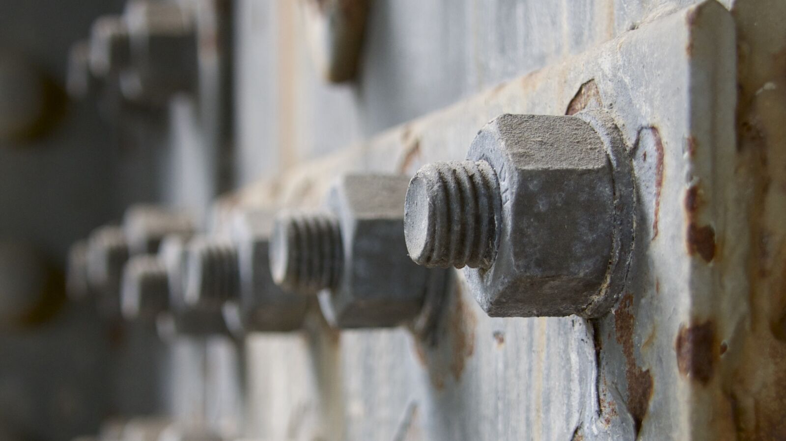 Nikon D90 sample photo. Nuts, bolts, iron photography