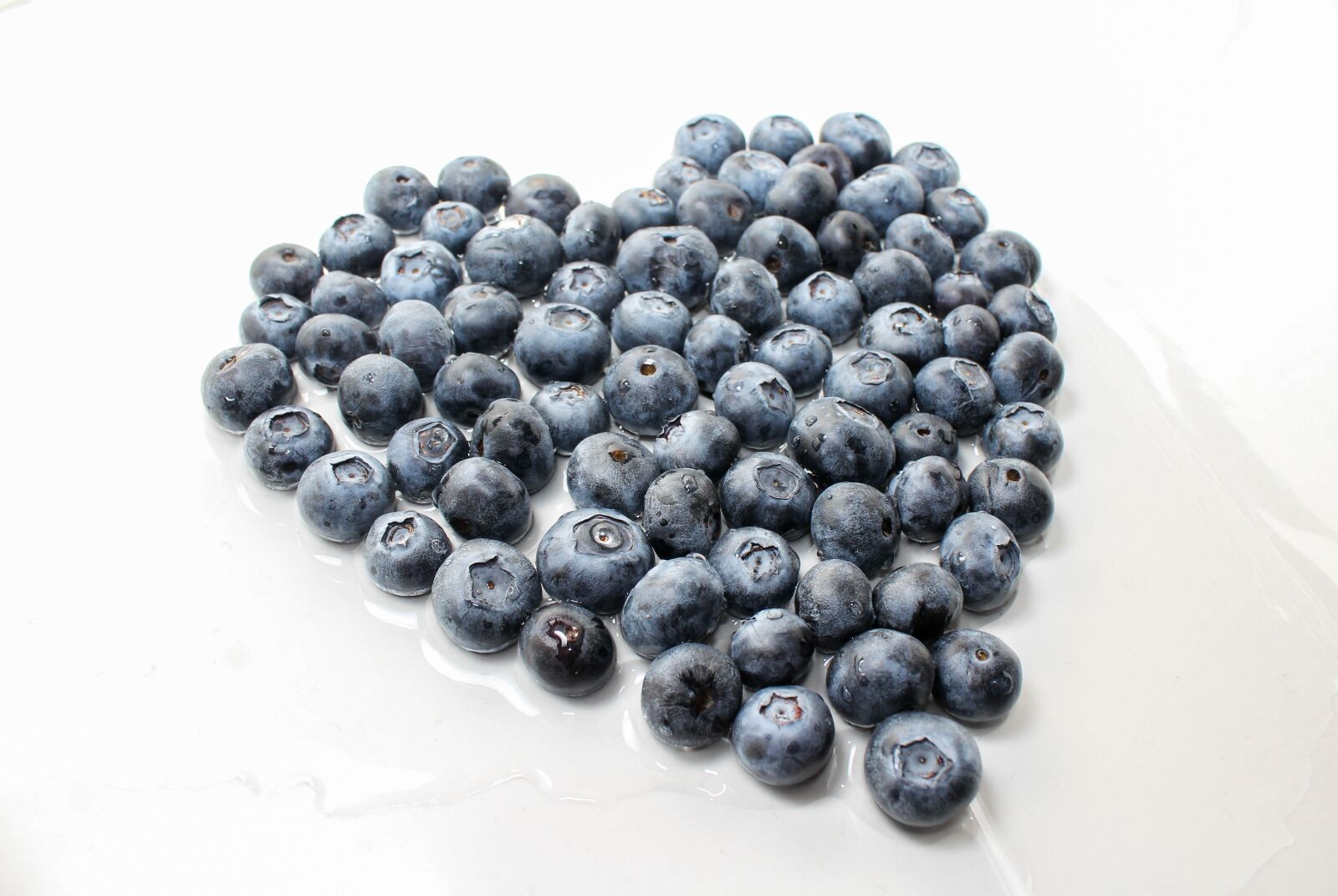 Canon EOS 1200D (EOS Rebel T5 / EOS Kiss X70 / EOS Hi) sample photo. Blueberry, berry, food photography