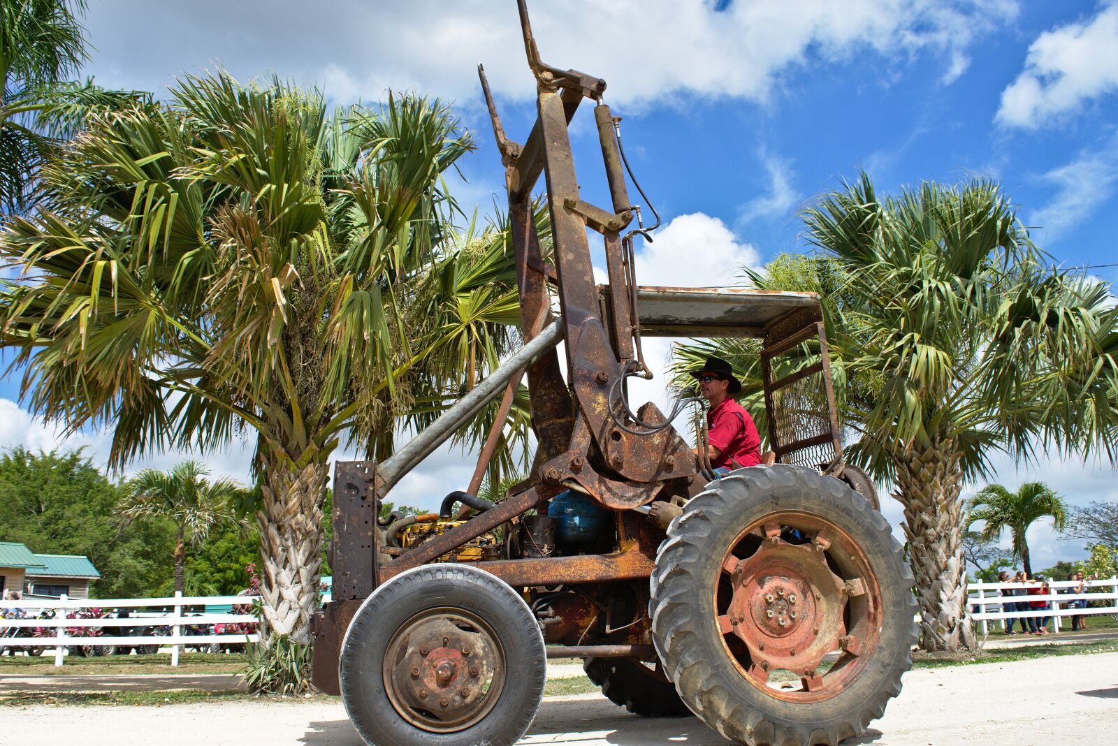 Nikon D7200 sample photo. Tractor, old, farm equipment photography