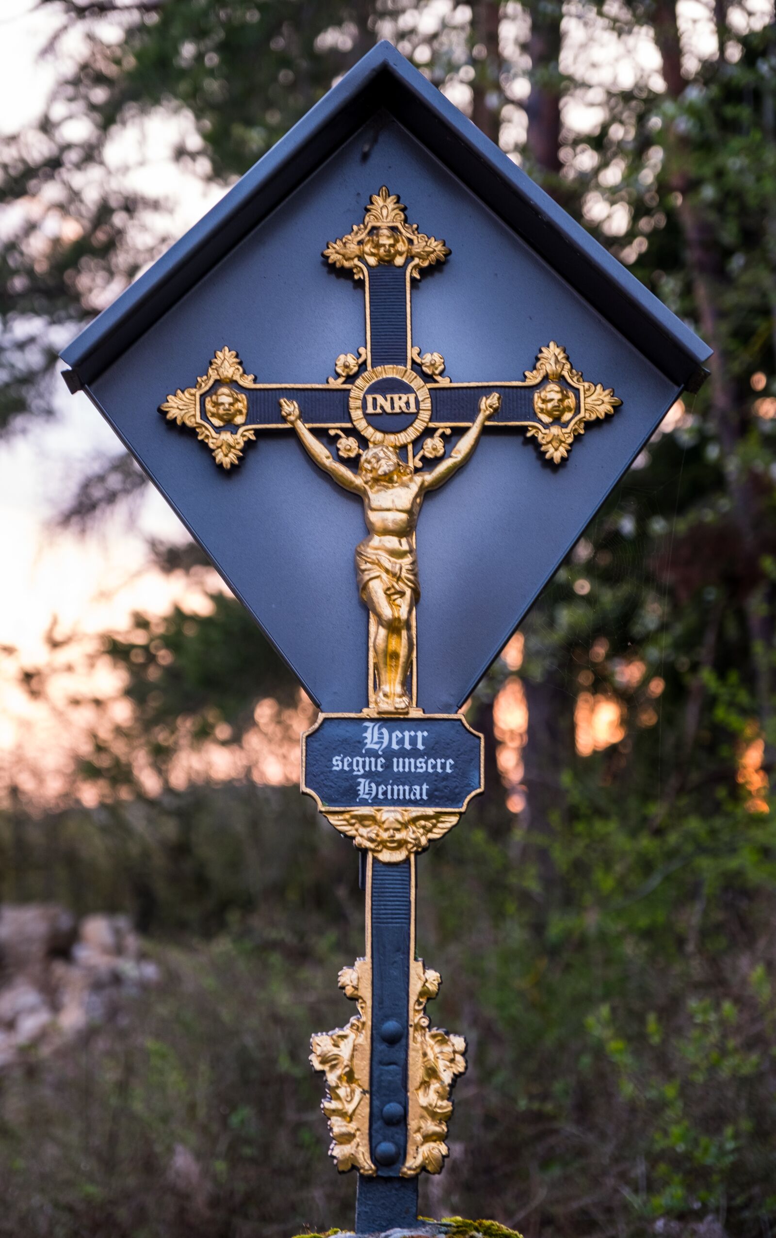 Fujifilm XF 16-55mm F2.8 R LM WR sample photo. Cross, religion, spirituality photography