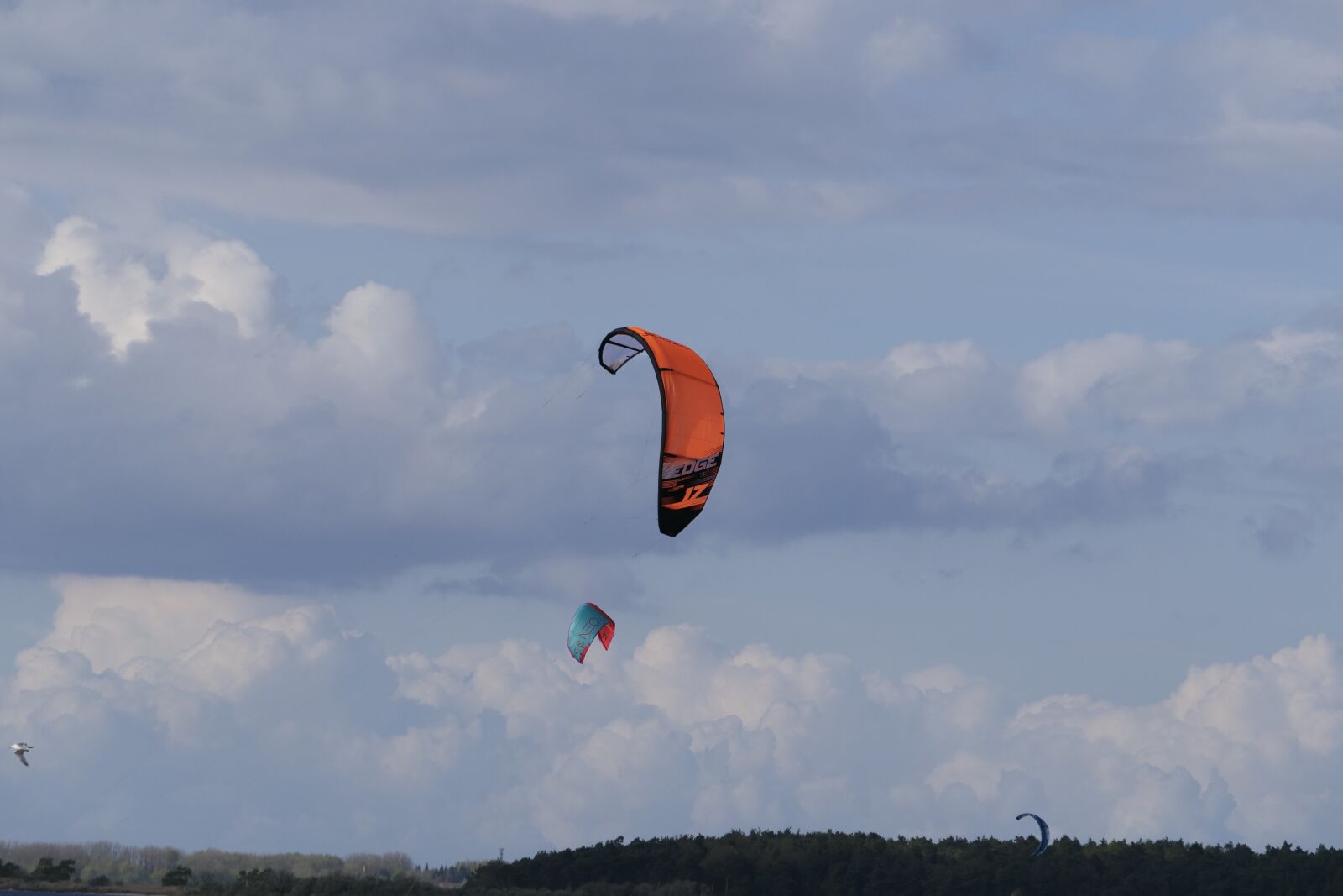 Panasonic Lumix DC-G9 sample photo. Sky, air, flight photography