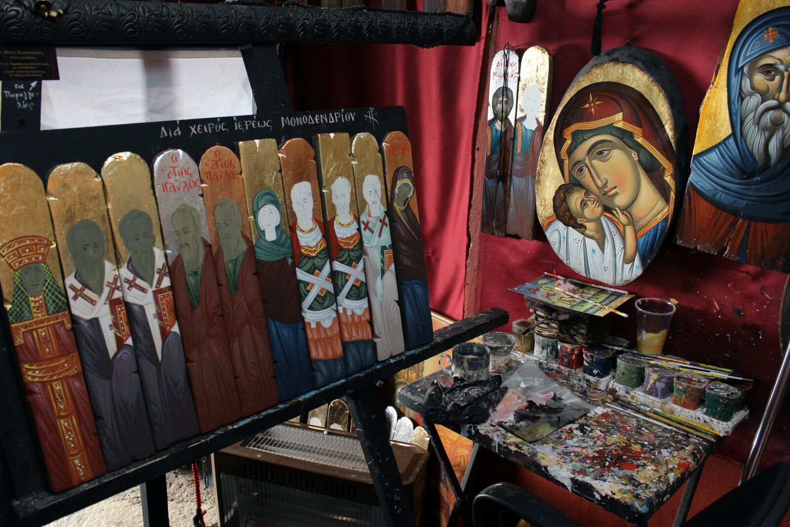 Canon EOS 600D (Rebel EOS T3i / EOS Kiss X5) sample photo. Hagiography workshop, orthodox icons photography