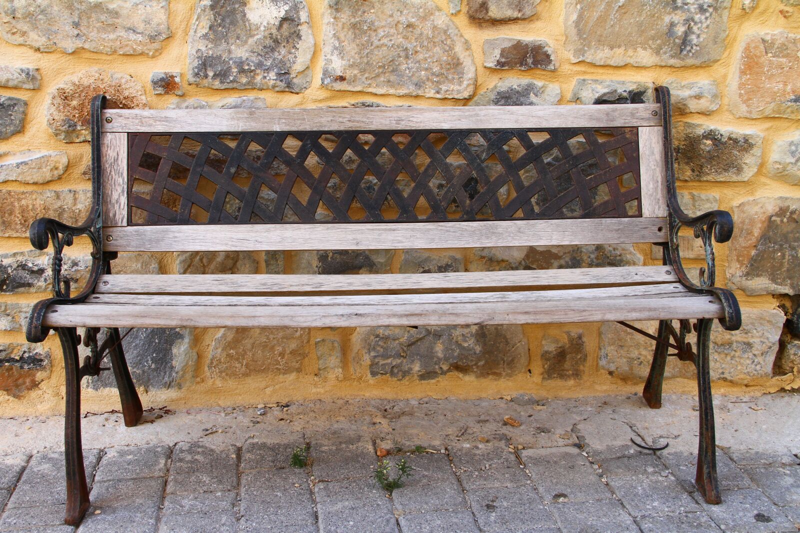 Canon EOS 7D sample photo. Bench, ancient, history photography
