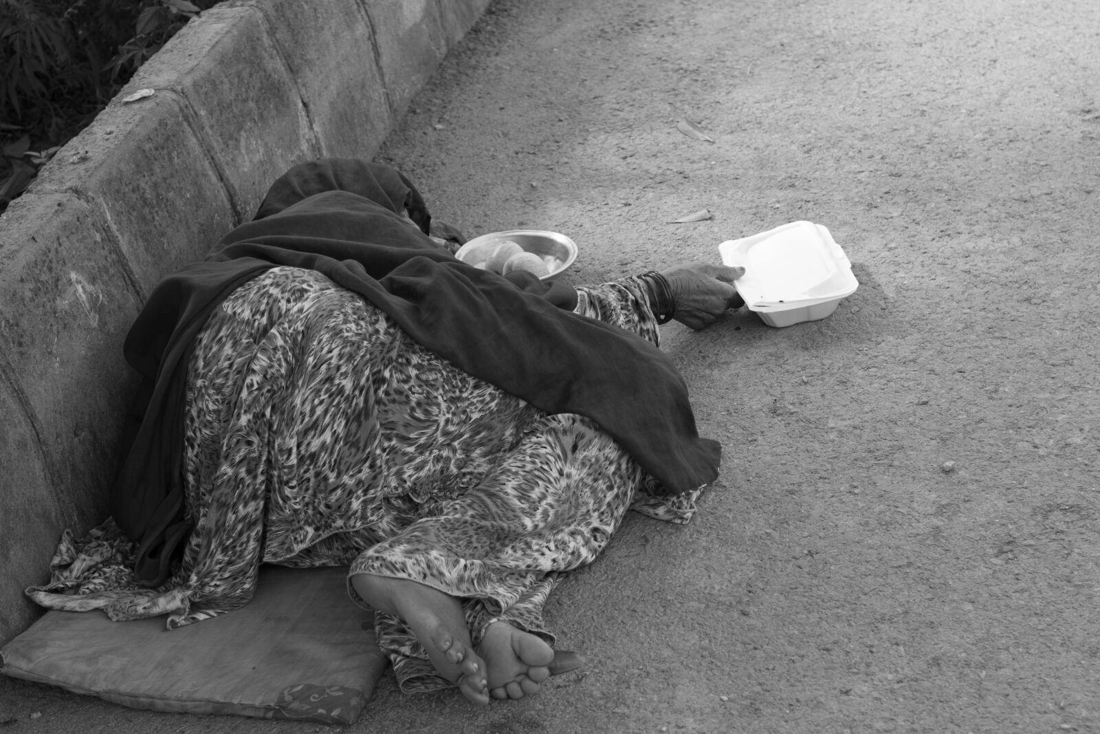 Canon EOS 70D sample photo. Food, people, photography, poverty photography