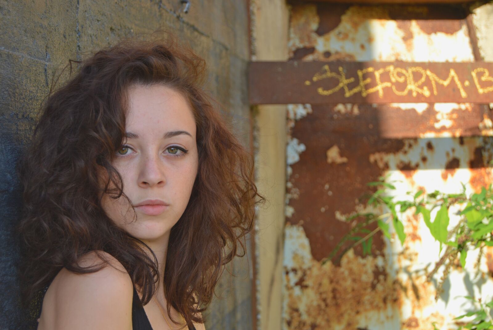 Nikon D3200 sample photo. Brown hair, curly hair photography