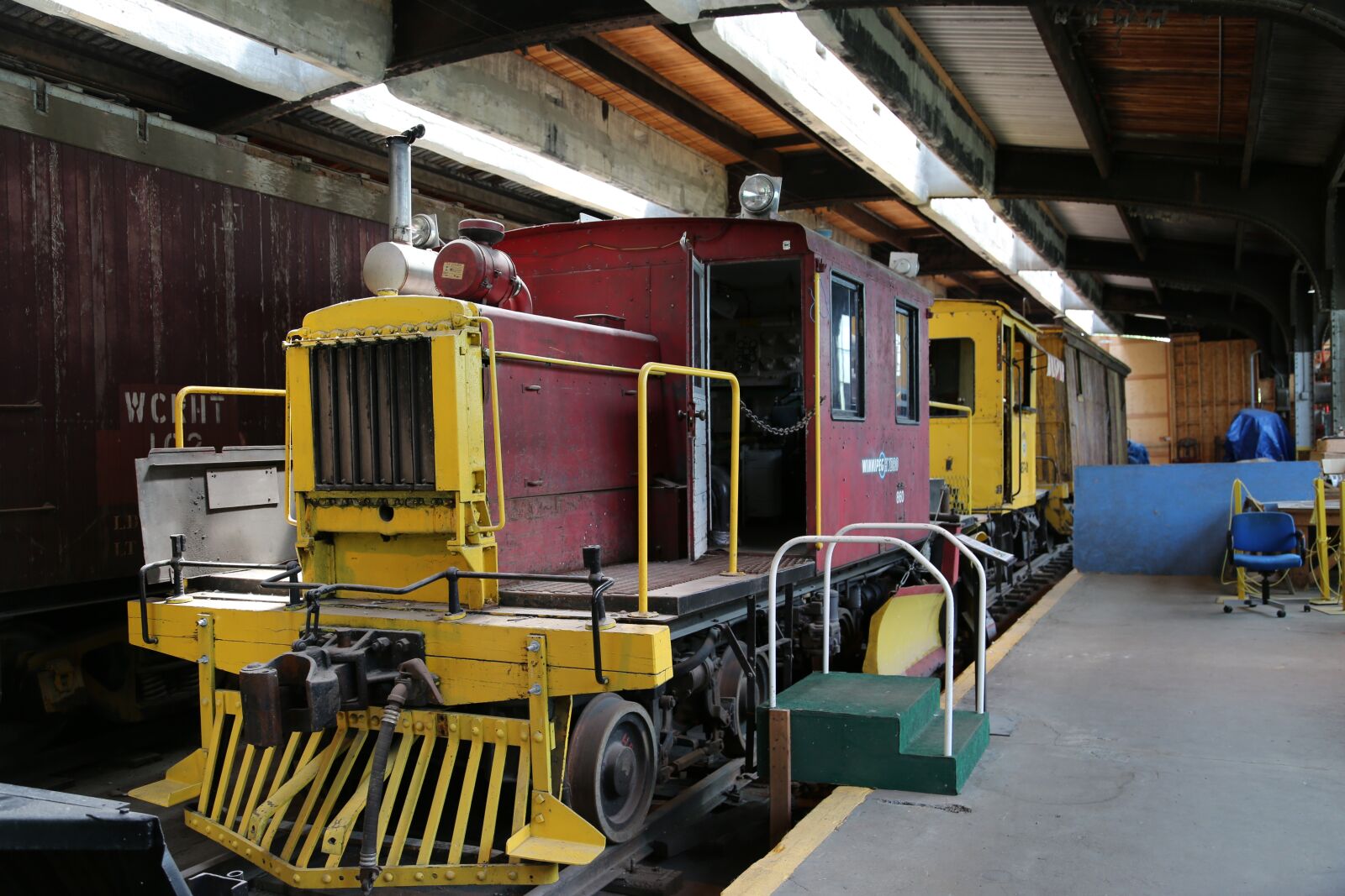 Canon EF 24-105mm F4L IS USM sample photo. Train, antique, transportation photography