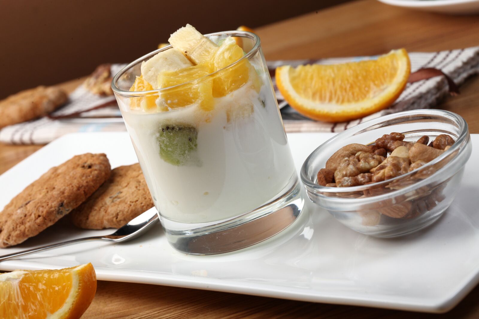 Canon EOS 5D Mark II sample photo. Yogurt with fruit, yogurt photography