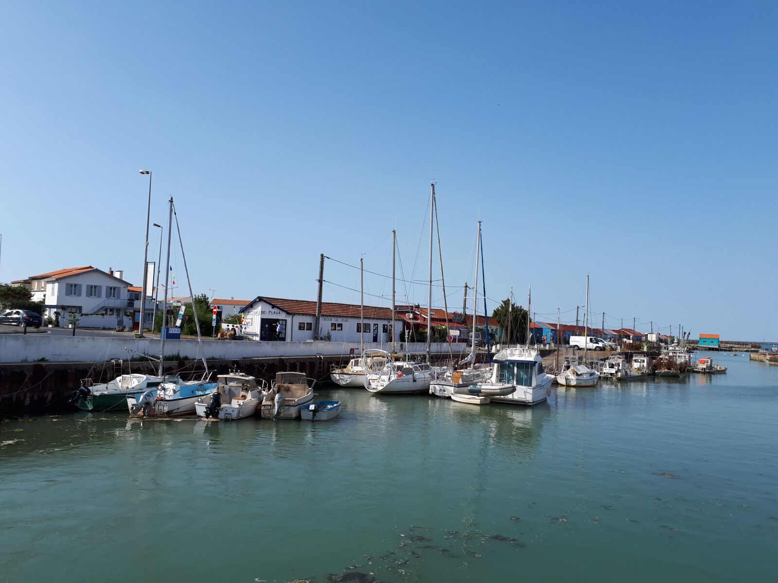 Samsung Galaxy A5(2017) sample photo. France, île d'oleron, ships photography