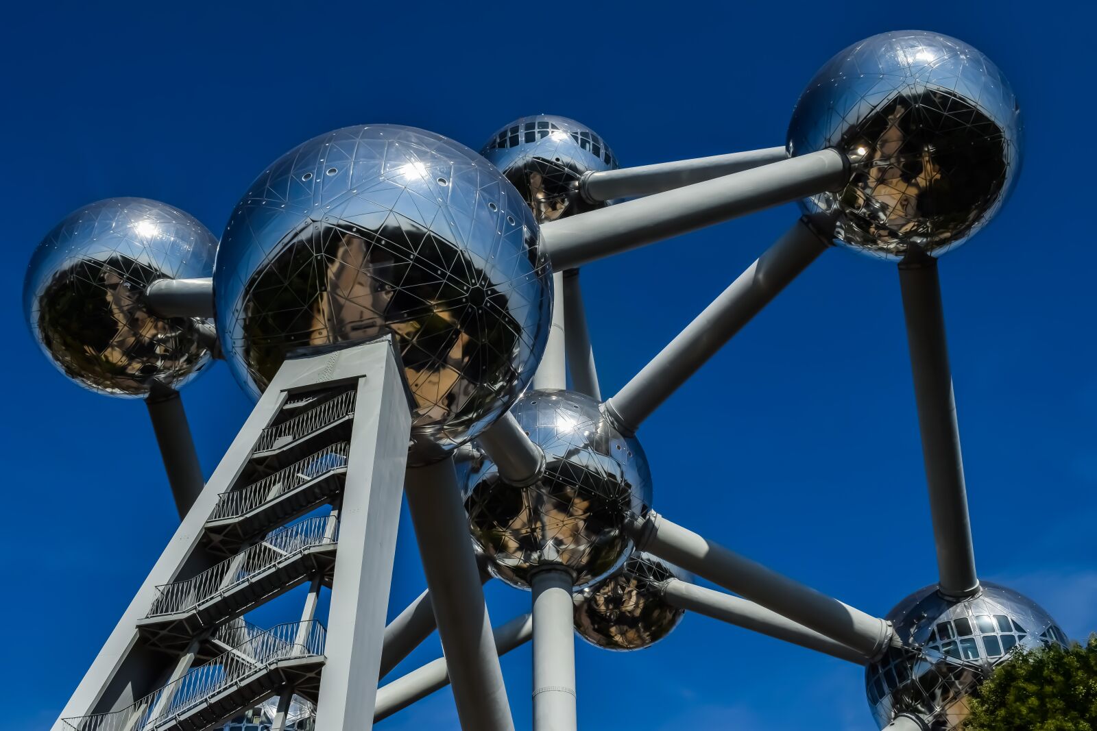 Nikon D3300 sample photo. Atomium, brussels, travel photography