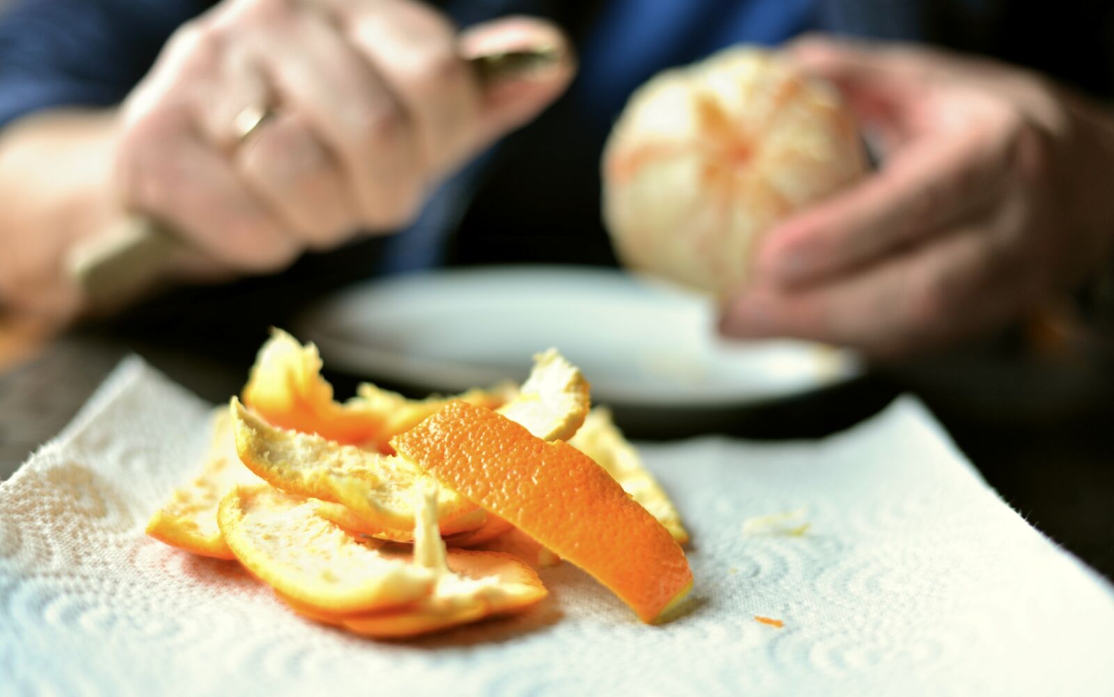 Nikon D610 sample photo. Shell, orange peel, peel photography