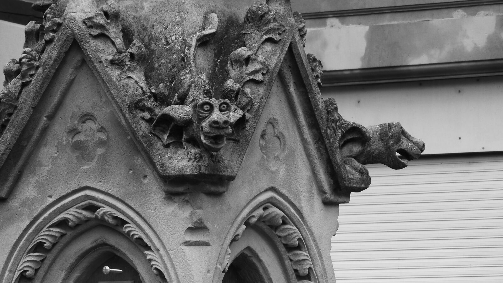 Nikon Coolpix P610 sample photo. Gargoyles, gothic, france photography