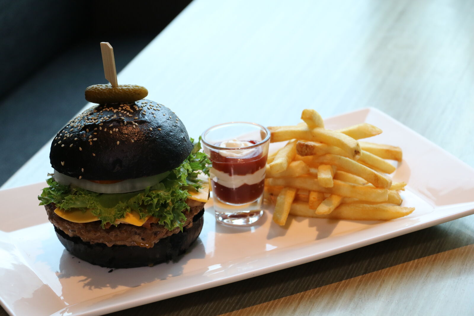 Canon EOS 7D Mark II sample photo. French, fries, with, dip photography