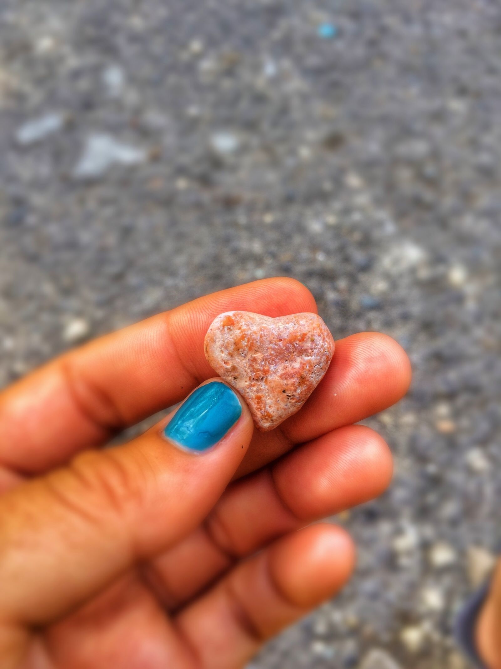 iPhone 6 back camera 4.15mm f/2.2 sample photo. Love, rock, heart photography