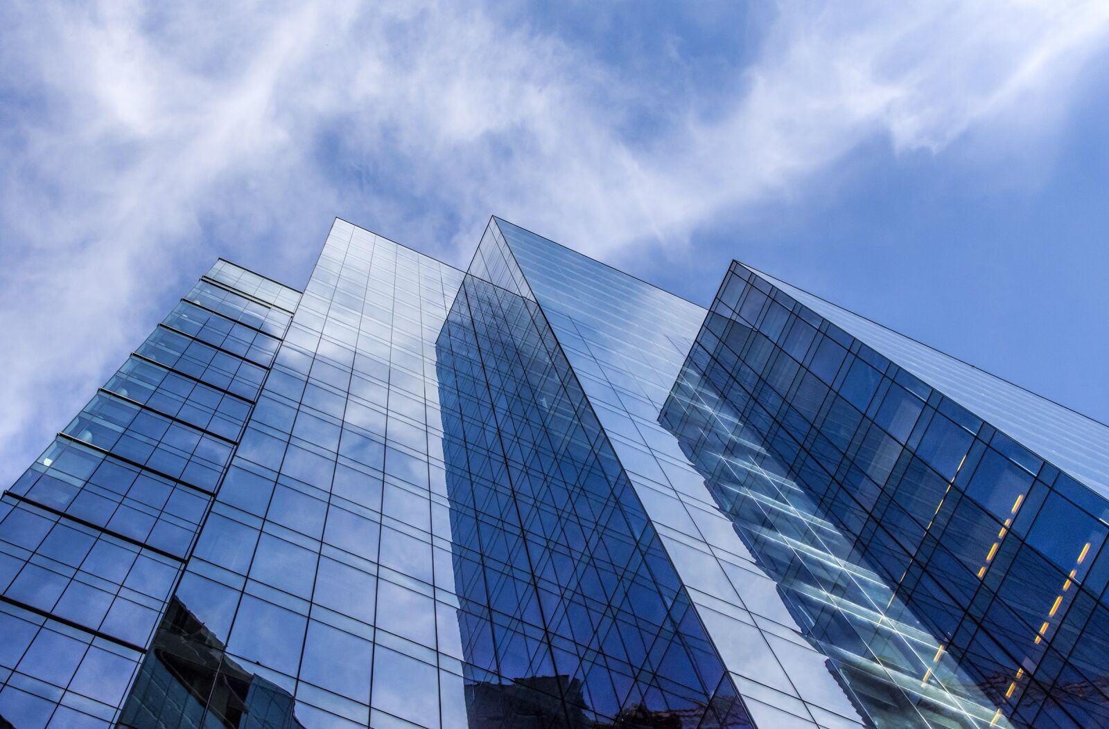 Nikon D7200 sample photo. Building, skyscraper, architecture photography