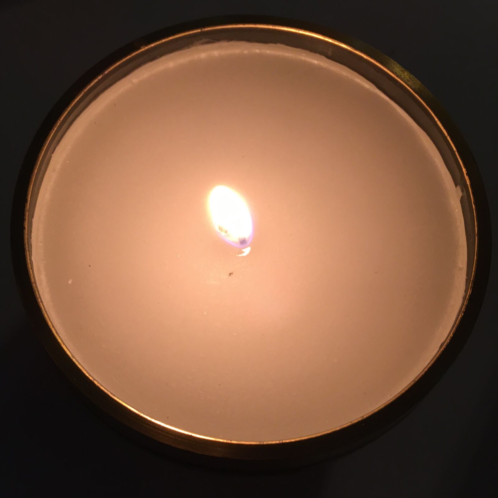 Apple iPhone SE sample photo. Candle, flame, meditation photography